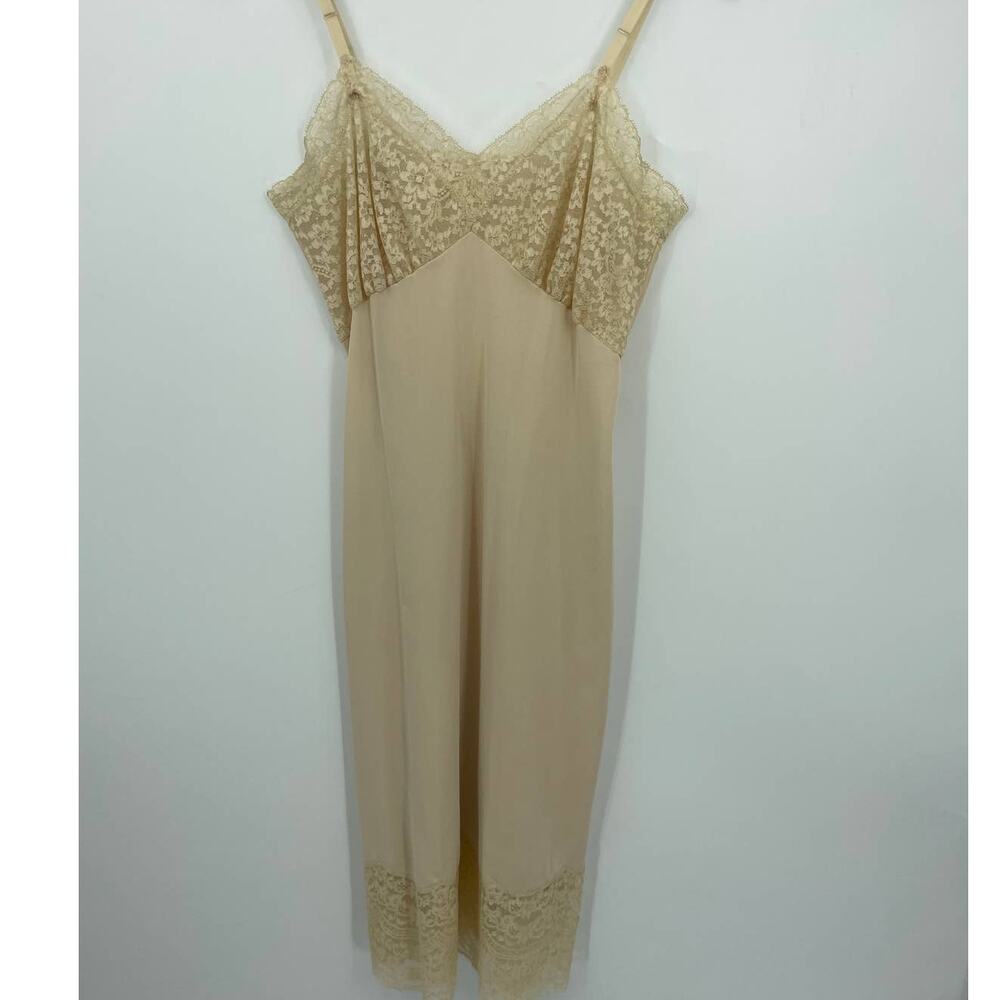 Vintage Van Raalte Slip
